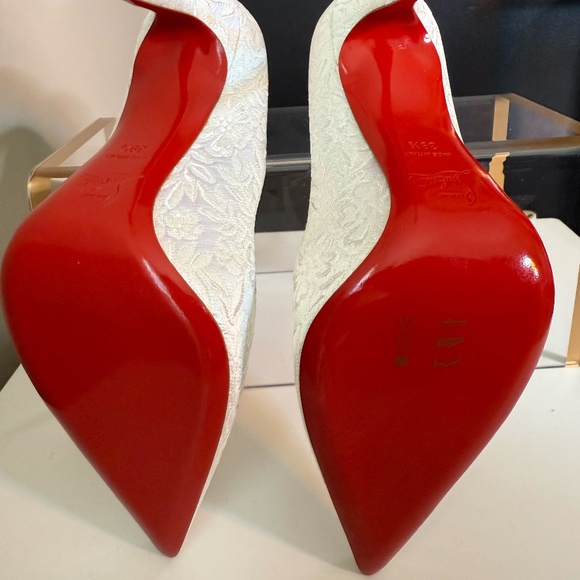 Christian Louboutin White Brocade Pointed-Toe Heels - Picture 7 of 10